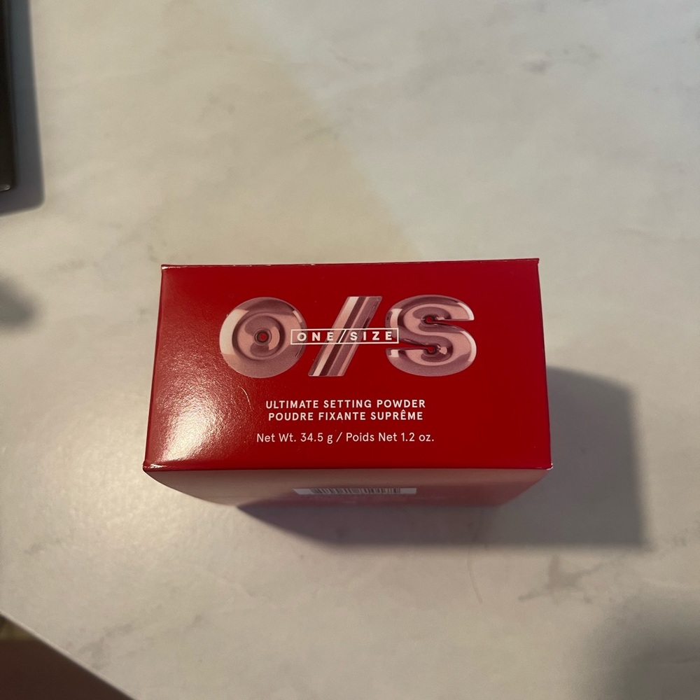 One/size blurring setting powder